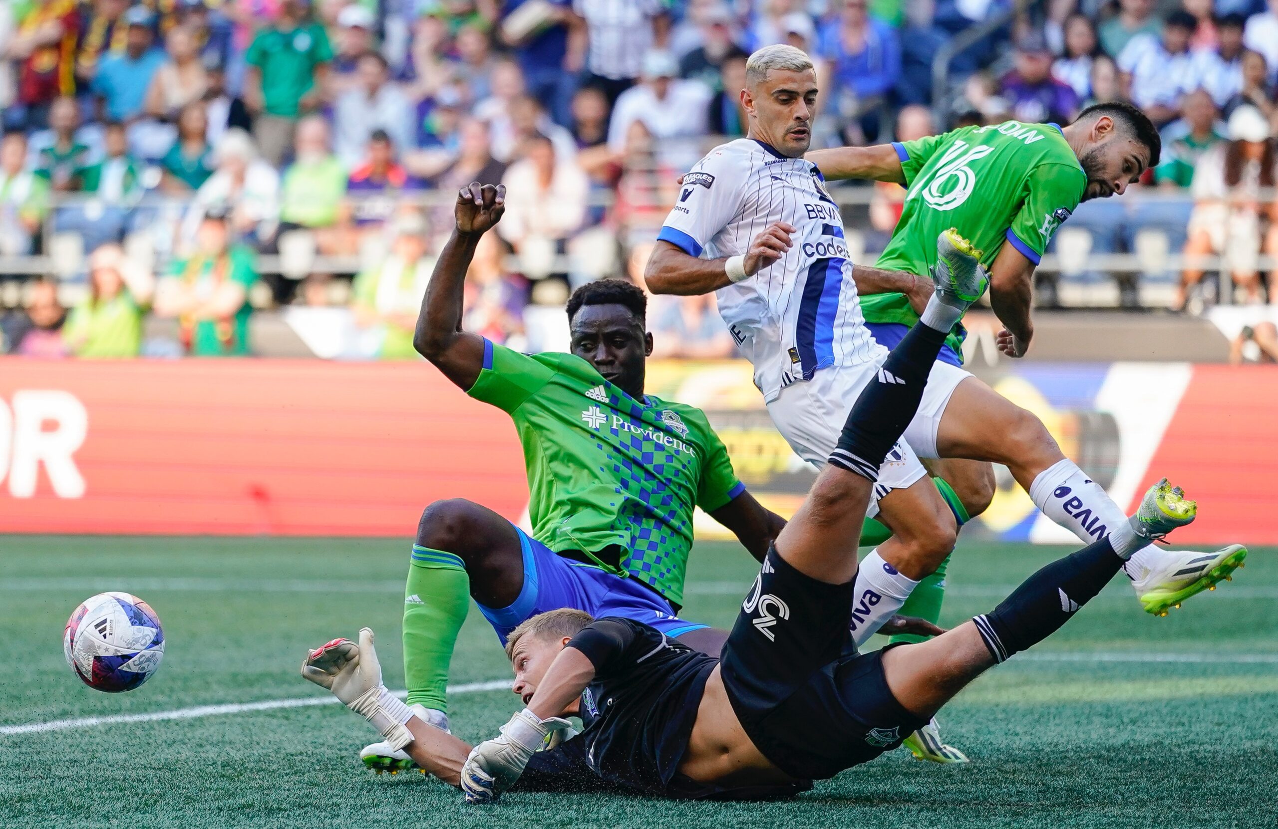 Rayados Vence A Seattle Y Avanza A La Siguiente Ronda De La Leagues Cup